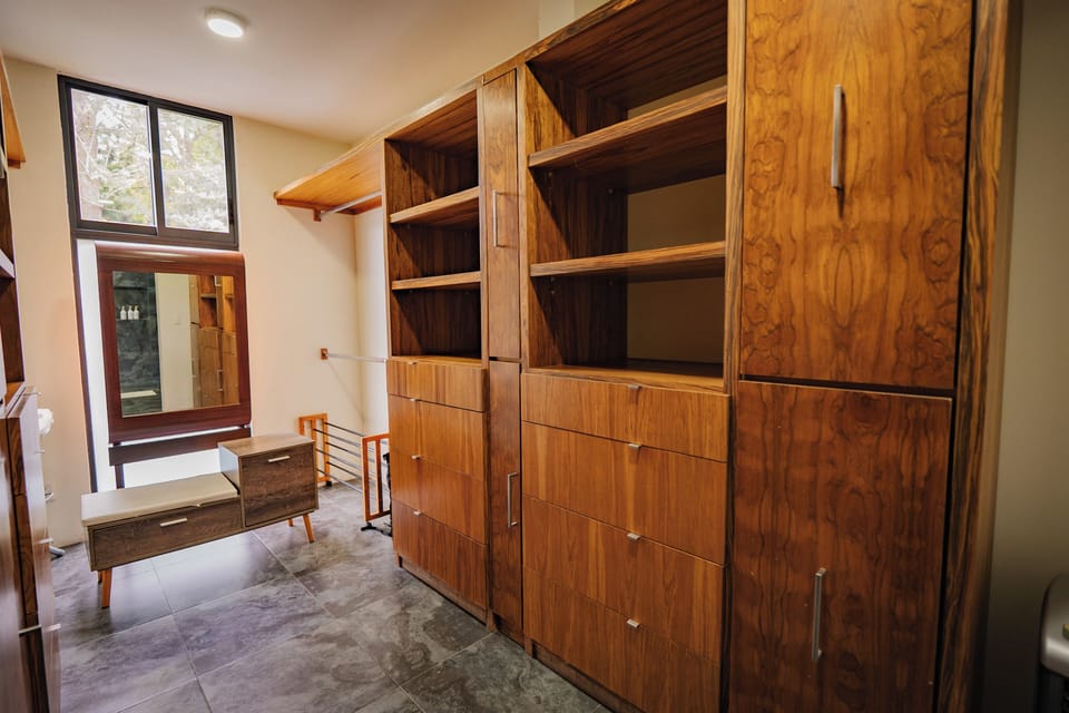 Family Cottage, Garden View | Blackout drapes, iron/ironing board (on request), WiFi (free)