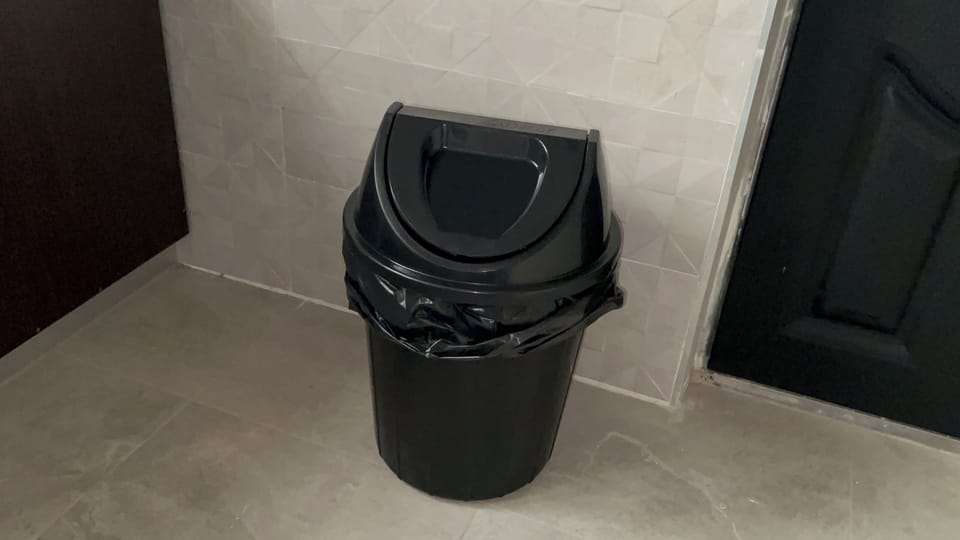 Mini-fridge, microwave, stovetop, cookware/dishes/utensils