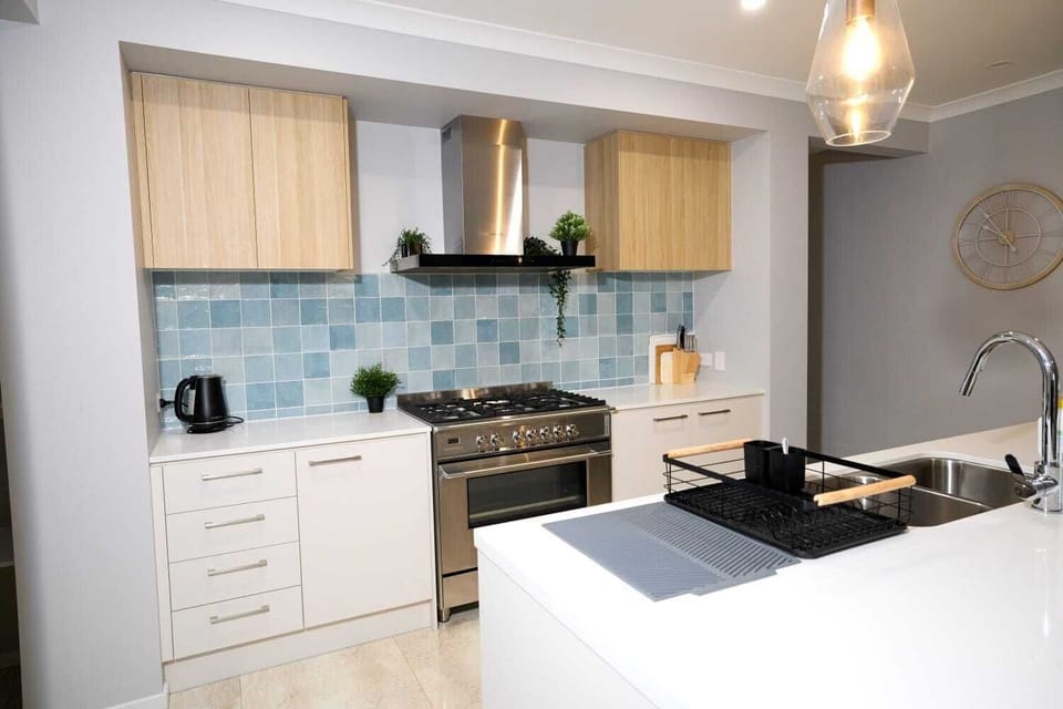 House, Air conditioning | Private kitchen