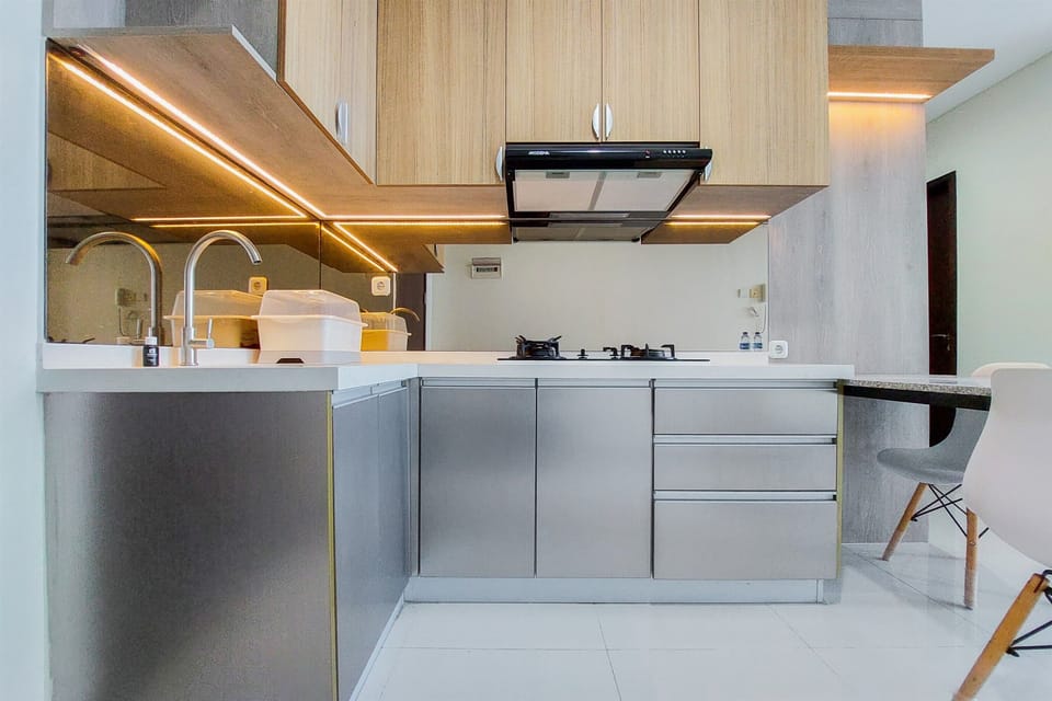Standard Apartment, 2 Bedrooms | Private kitchen