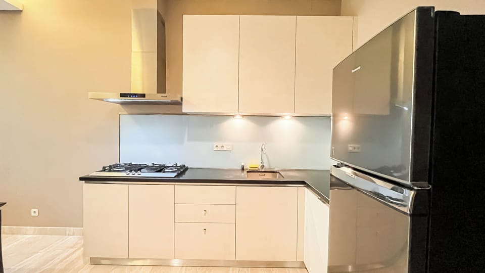 Standard Apartment, 2 Bedrooms | Private kitchen