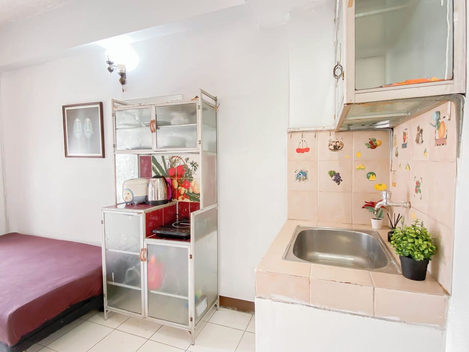 Standard Apartment, 1 Bedroom | Private kitchen