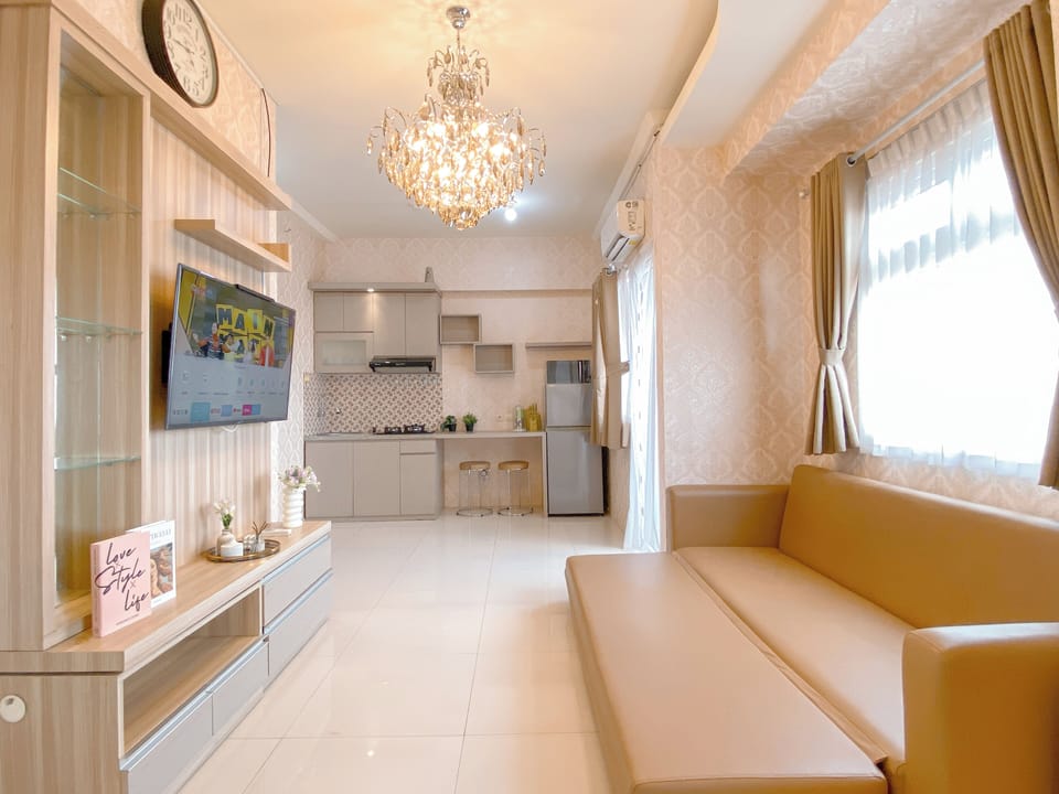Standard Apartment, 2 Bedrooms | Living area