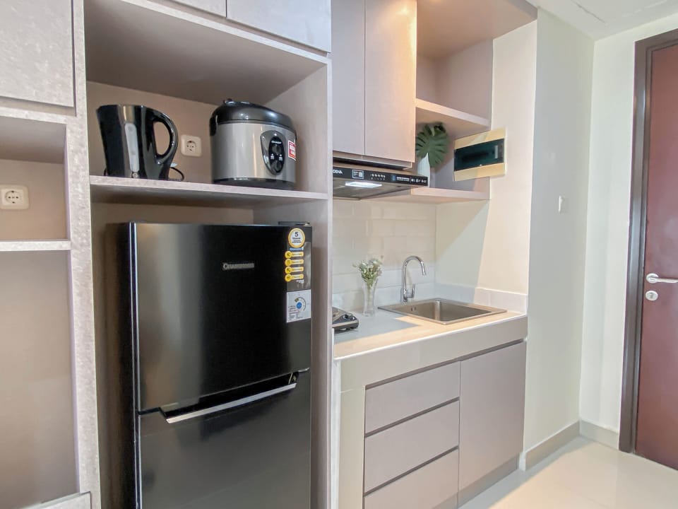 Standard Studio, 1 Bedroom | Private kitchen