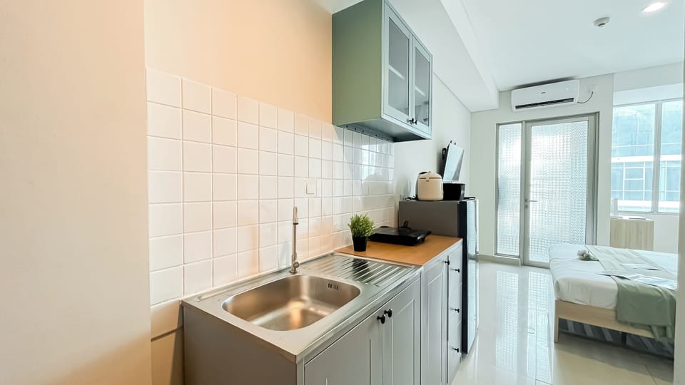 Standard Studio, 1 Bedroom | Private kitchen