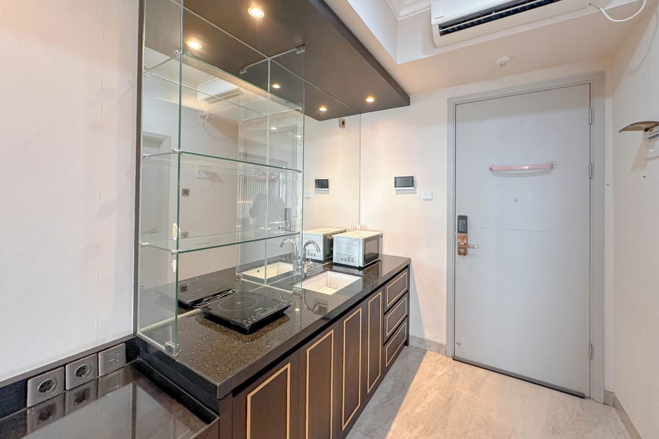 Standard Studio, 1 Bedroom | Private kitchen