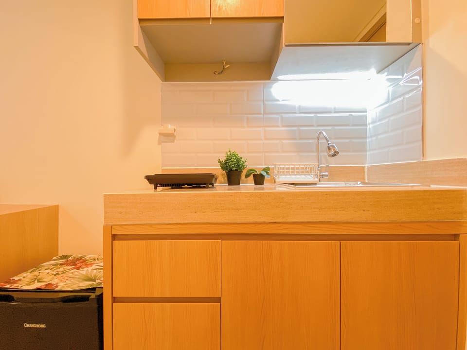 Standard Studio, 1 Bedroom | Private kitchen