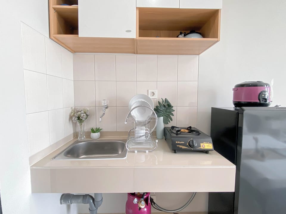 Standard Studio, 1 Bedroom | Private kitchen