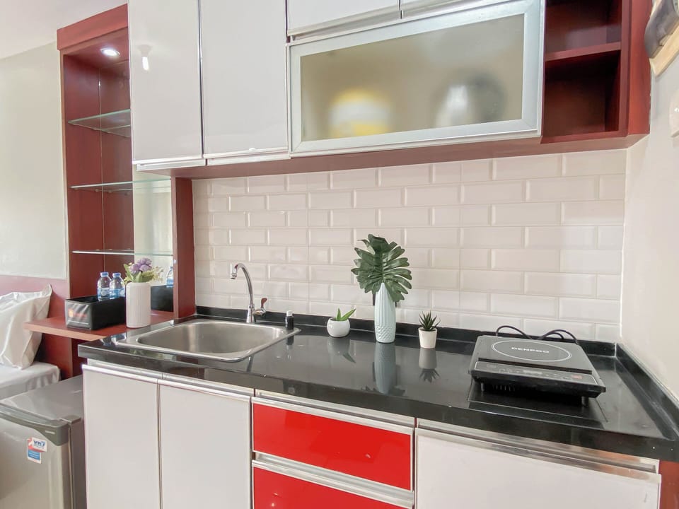Standard Studio, 1 Bedroom | Private kitchen