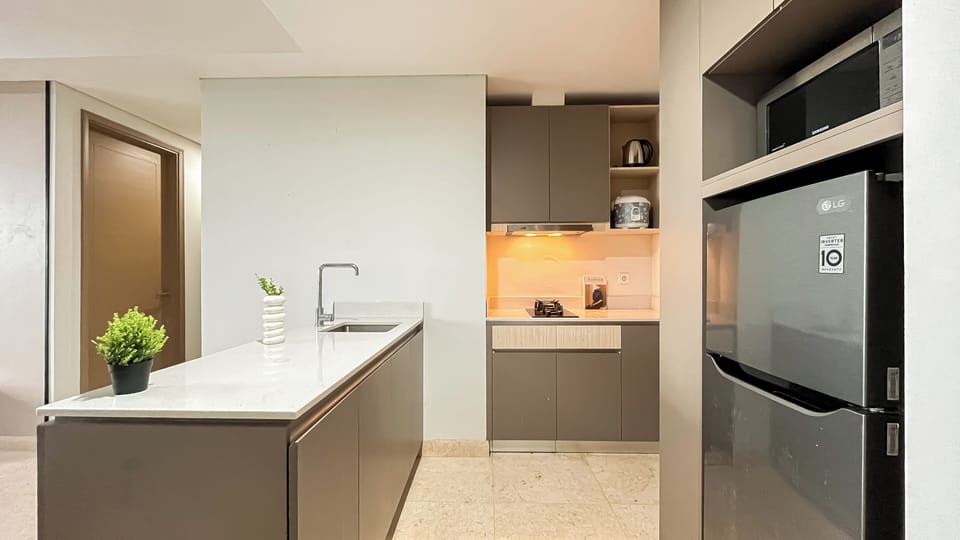 Standard Apartment, 3 Bedrooms | Private kitchen