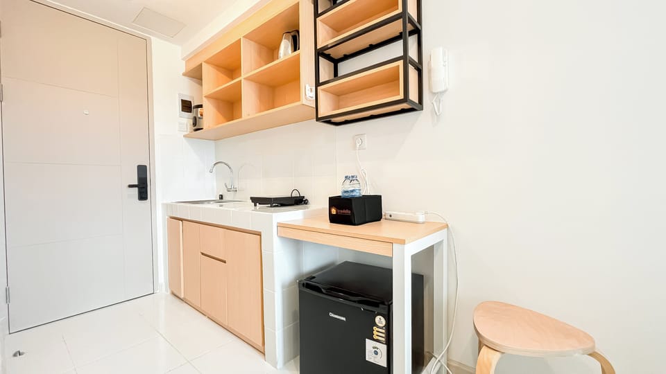 Standard Studio, 1 Bedroom | Private kitchen