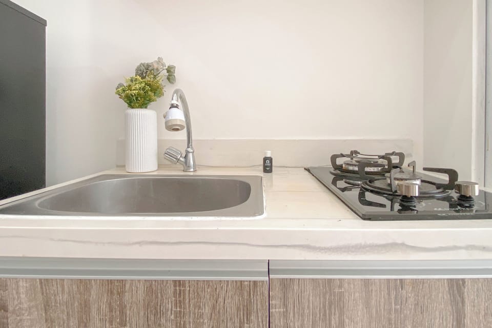 Standard Apartment, 1 Bedroom | Private kitchen