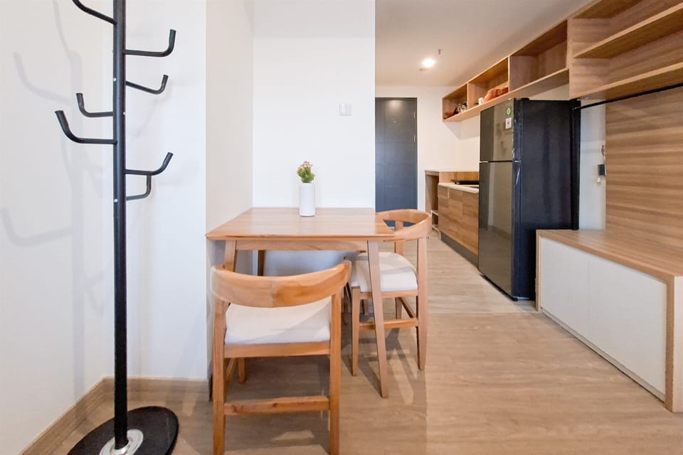 Standard Studio, 1 Bedroom | Dining room