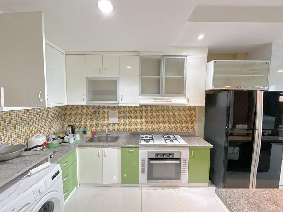 Standard Apartment, 2 Bedrooms | Private kitchen