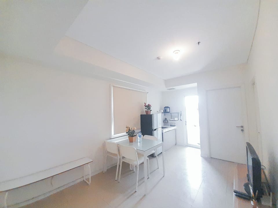 Apartment, 2 Bedrooms | Living area