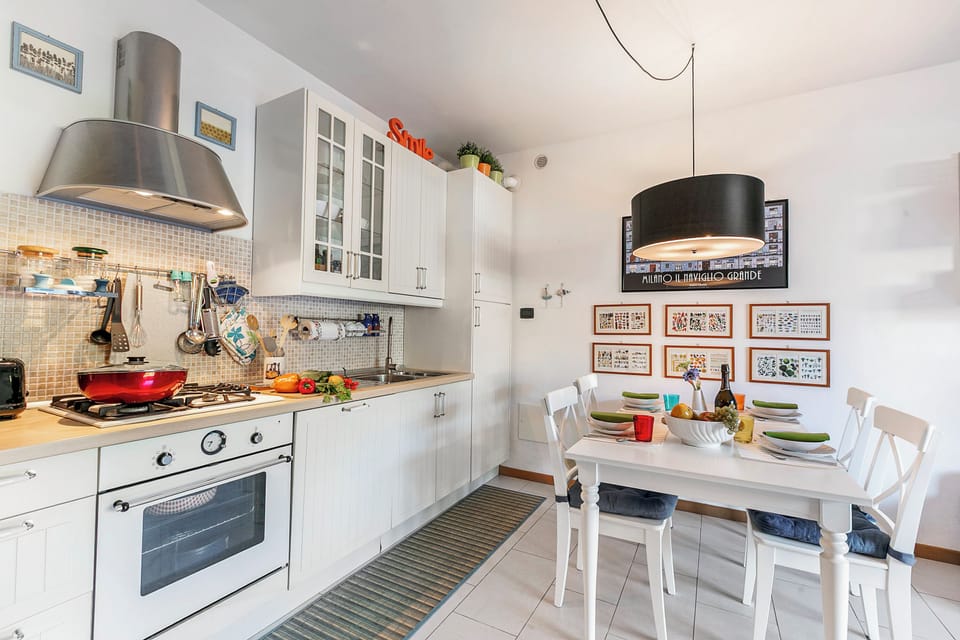 Kitchen and dining area