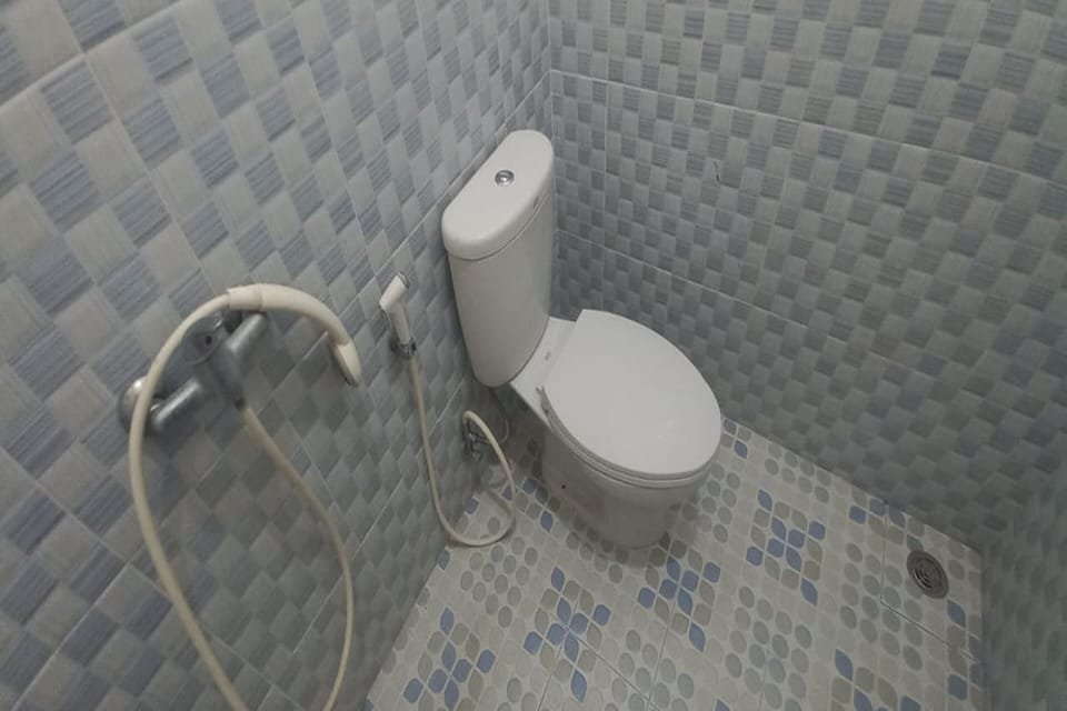 Standard Double Room | Bathroom