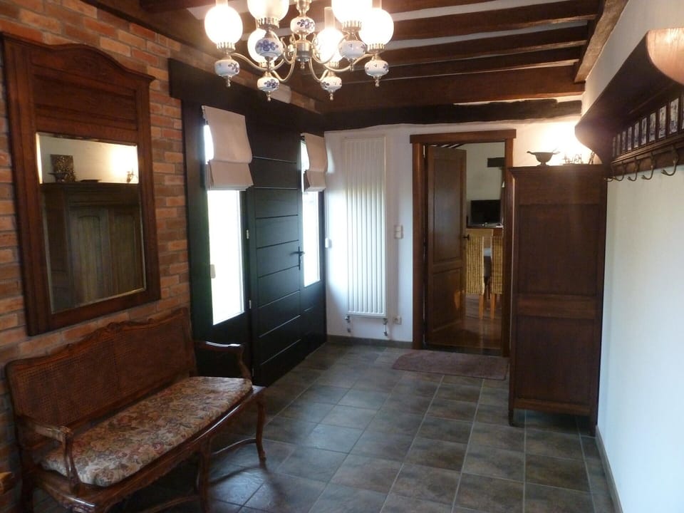 House | Reception