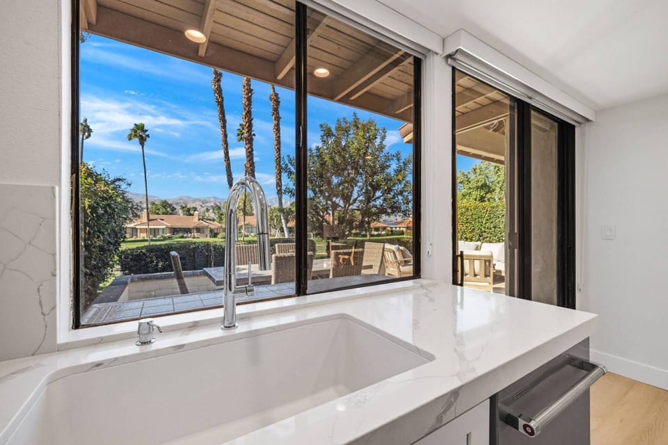Kitchen Sink