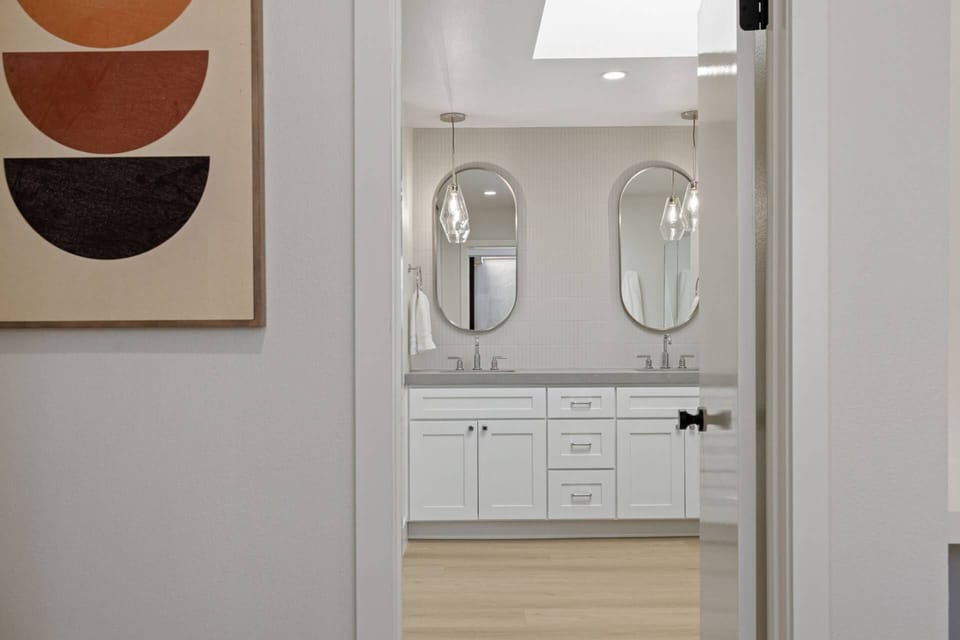 Entrance to Master Bathroom