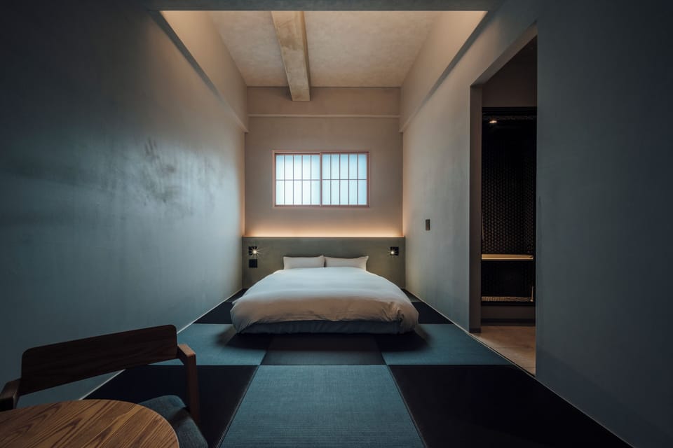 Deluxe Twin Room | In-room safe, desk, blackout drapes, iron/ironing board (on request)