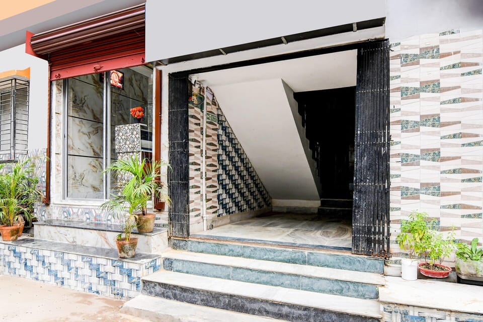 House | Reception