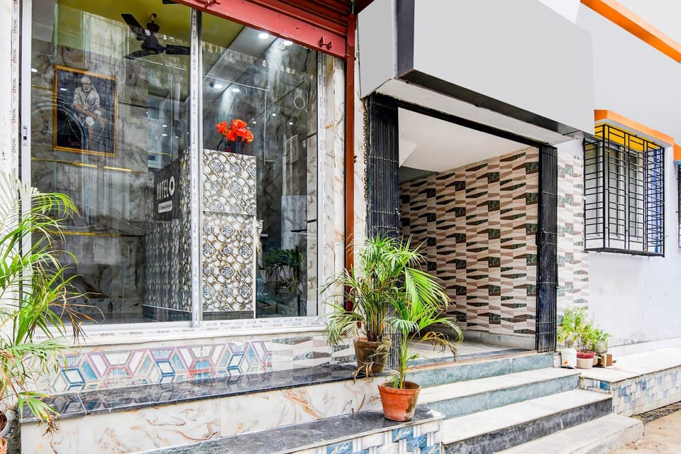 House | Reception