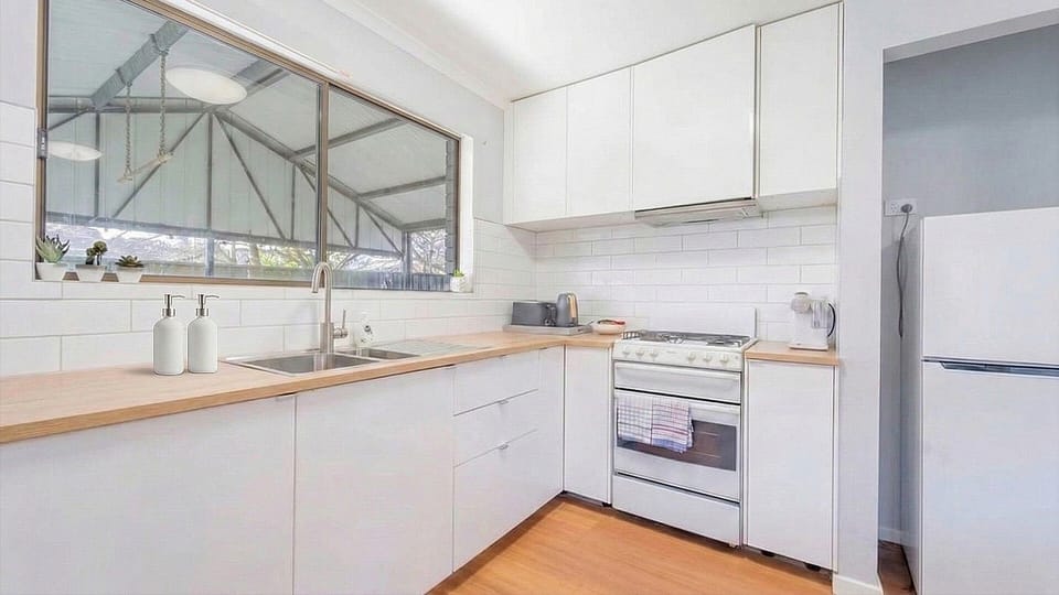 Nouveau Home | Kitchen | Oven | Toaster | Refrigerator