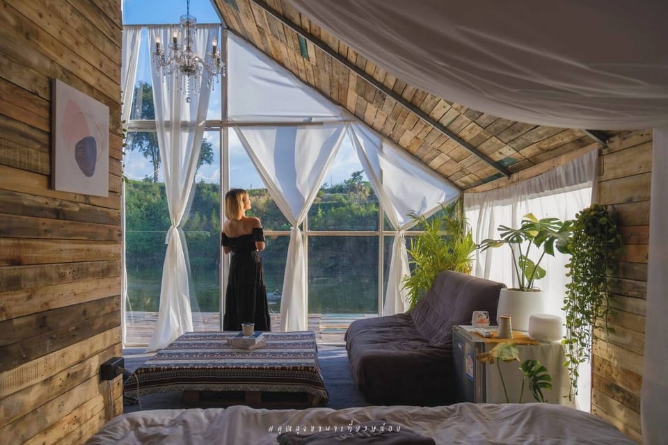 Villa with River View | Minibar, free WiFi, bed sheets