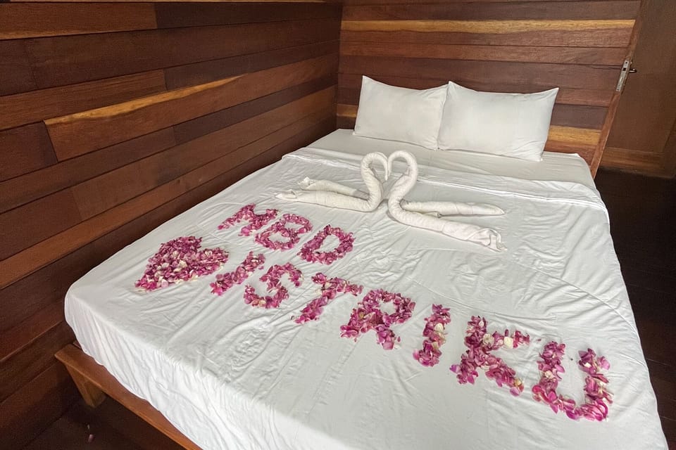 Deluxe Room | Free WiFi, bed sheets