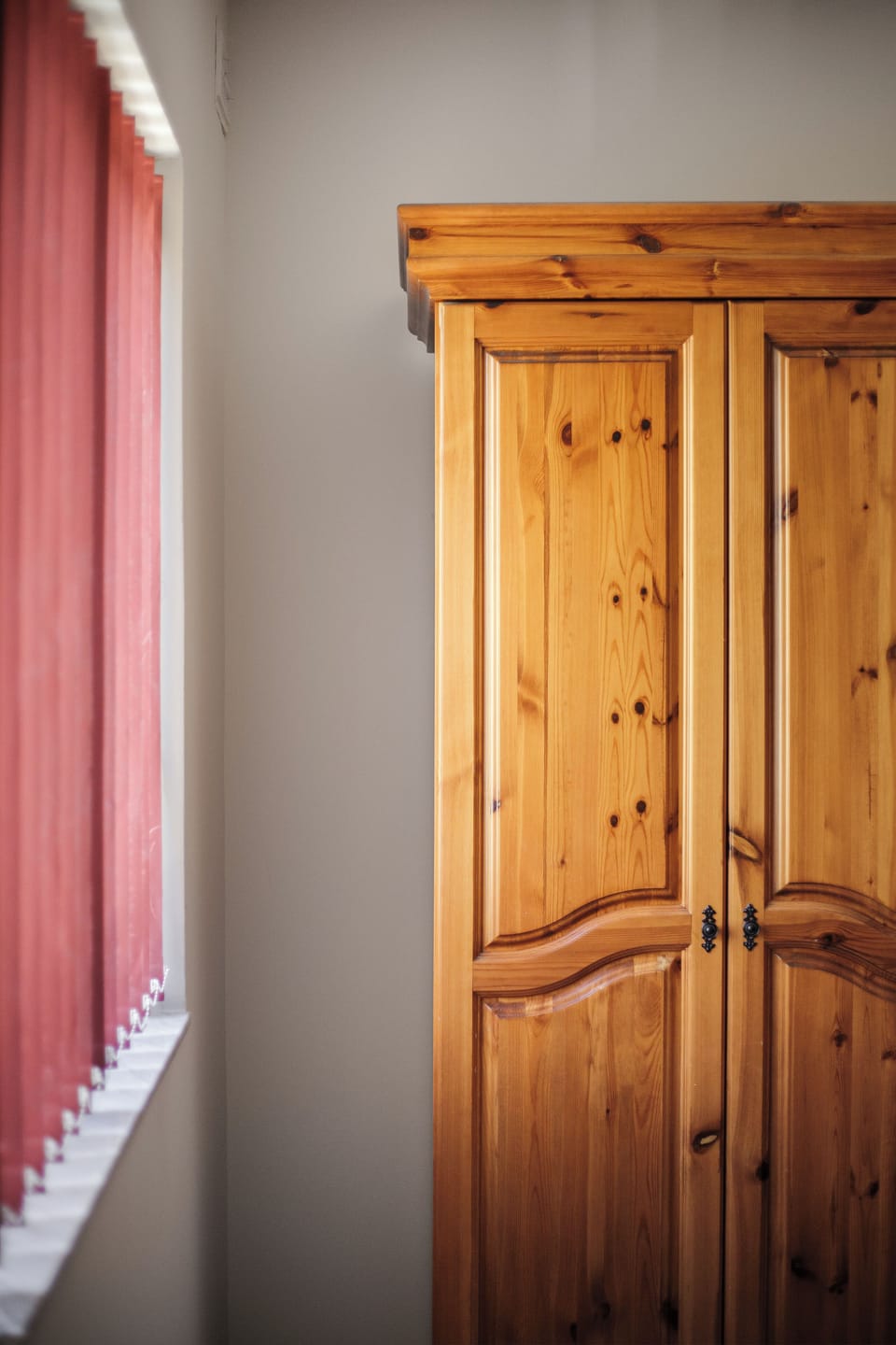Apartment, 2 Bedrooms, Non Smoking, Kitchen | Blackout drapes, iron/ironing board, free WiFi