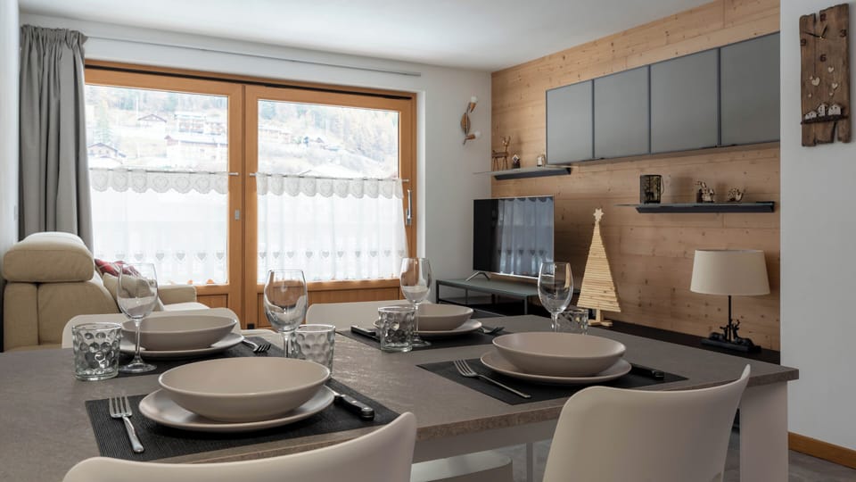 Apartment (1 Bedroom) | Interior