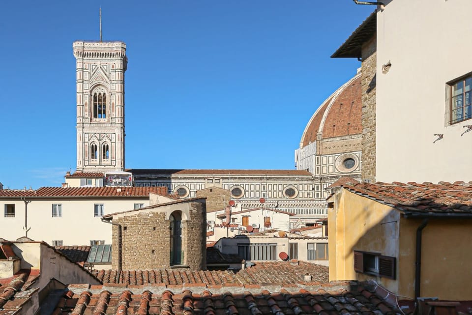 Apartments Florence - The Four Suites Apartment in Florence