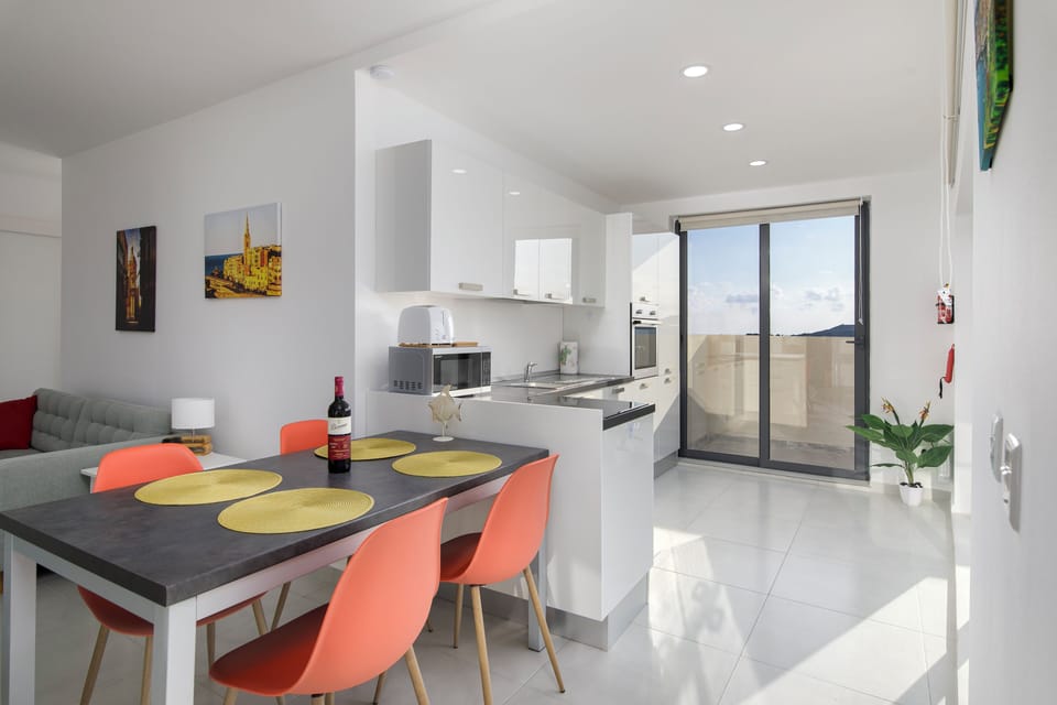 Penthouse, 2 Bedrooms, Kitchen, Beach View | Dining room