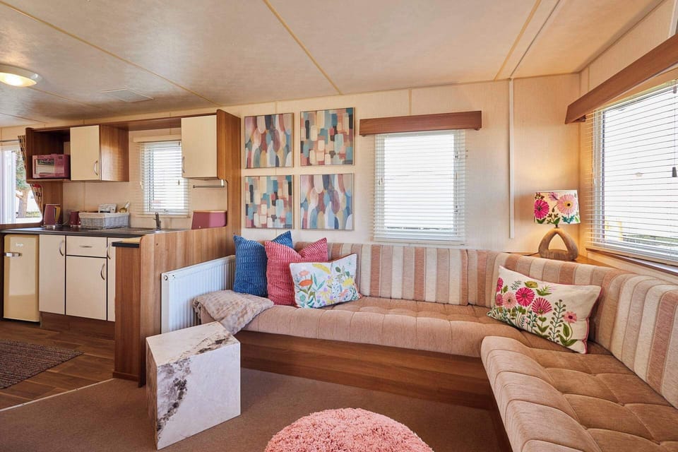 Cosy Cove, Cresswell - Host & Stay