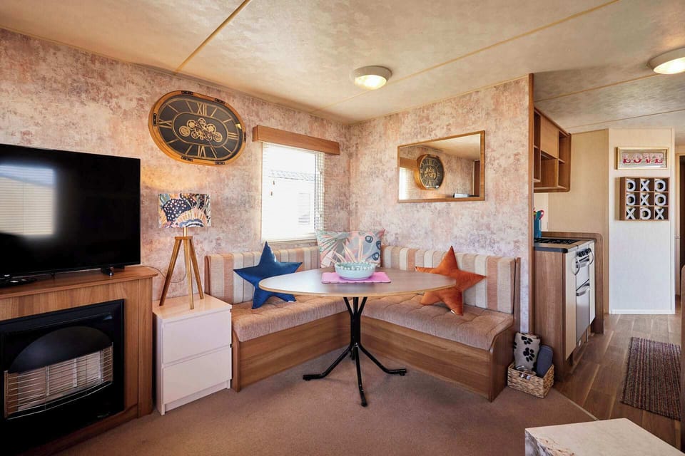 Cosy Cove, Cresswell - Host & Stay