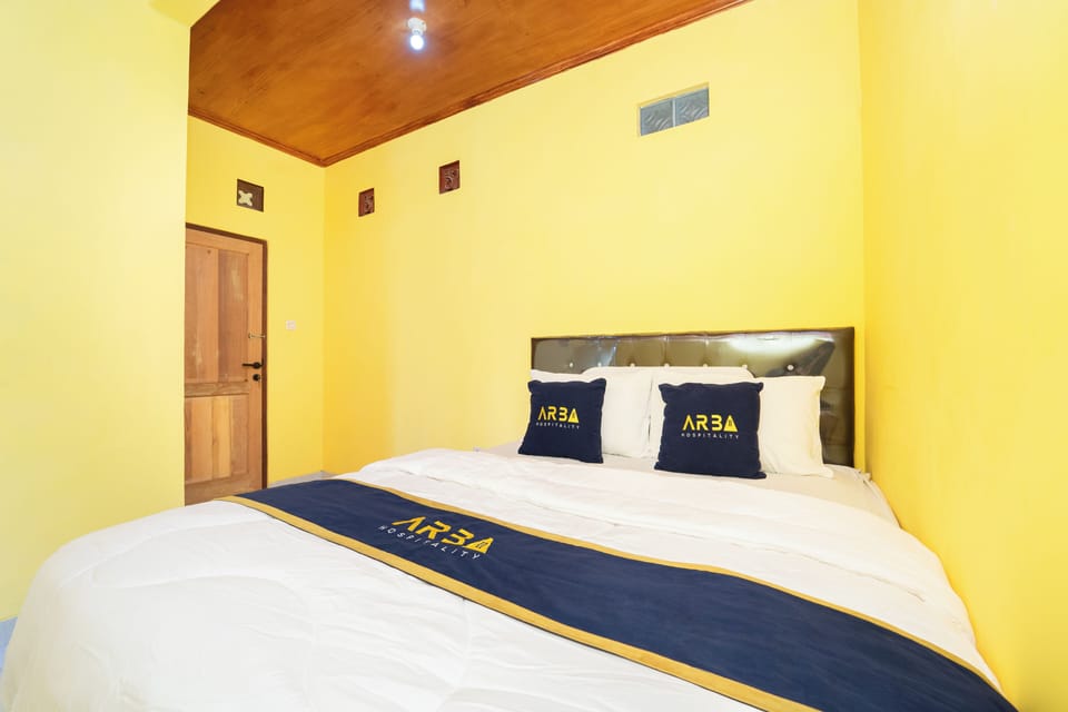 Standard Double Room | Free WiFi