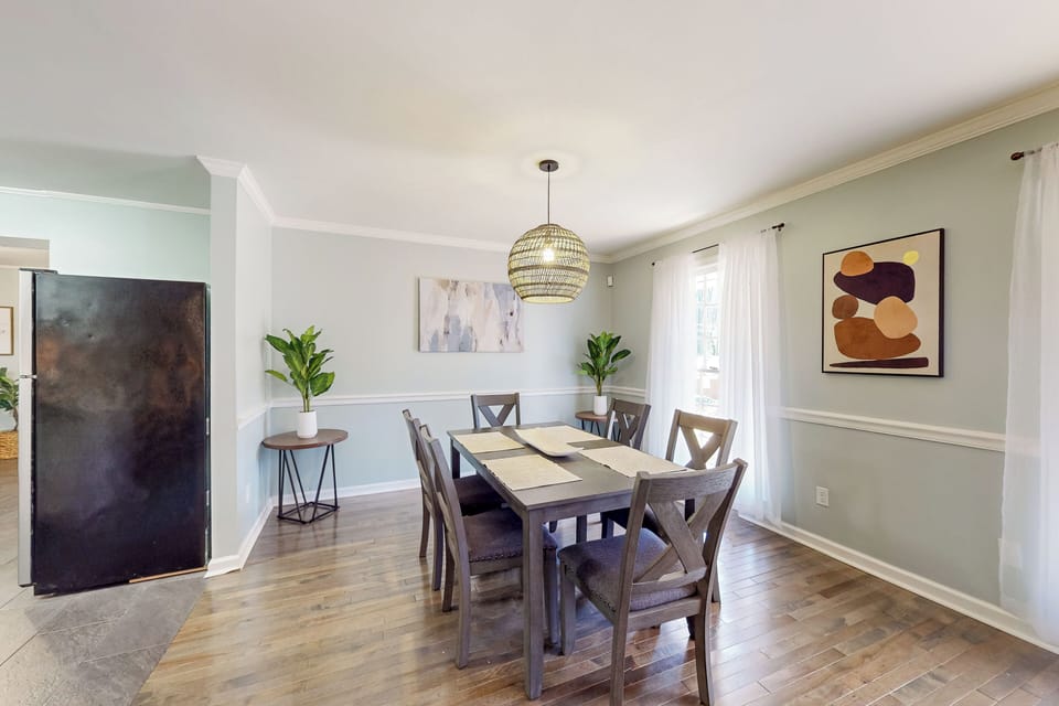 House (3 Bedrooms) | Interior