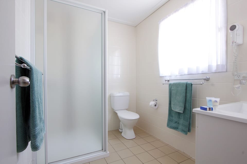 Corrimal Beach Tourist Park Campground/ 
RV Resort in Towradgi