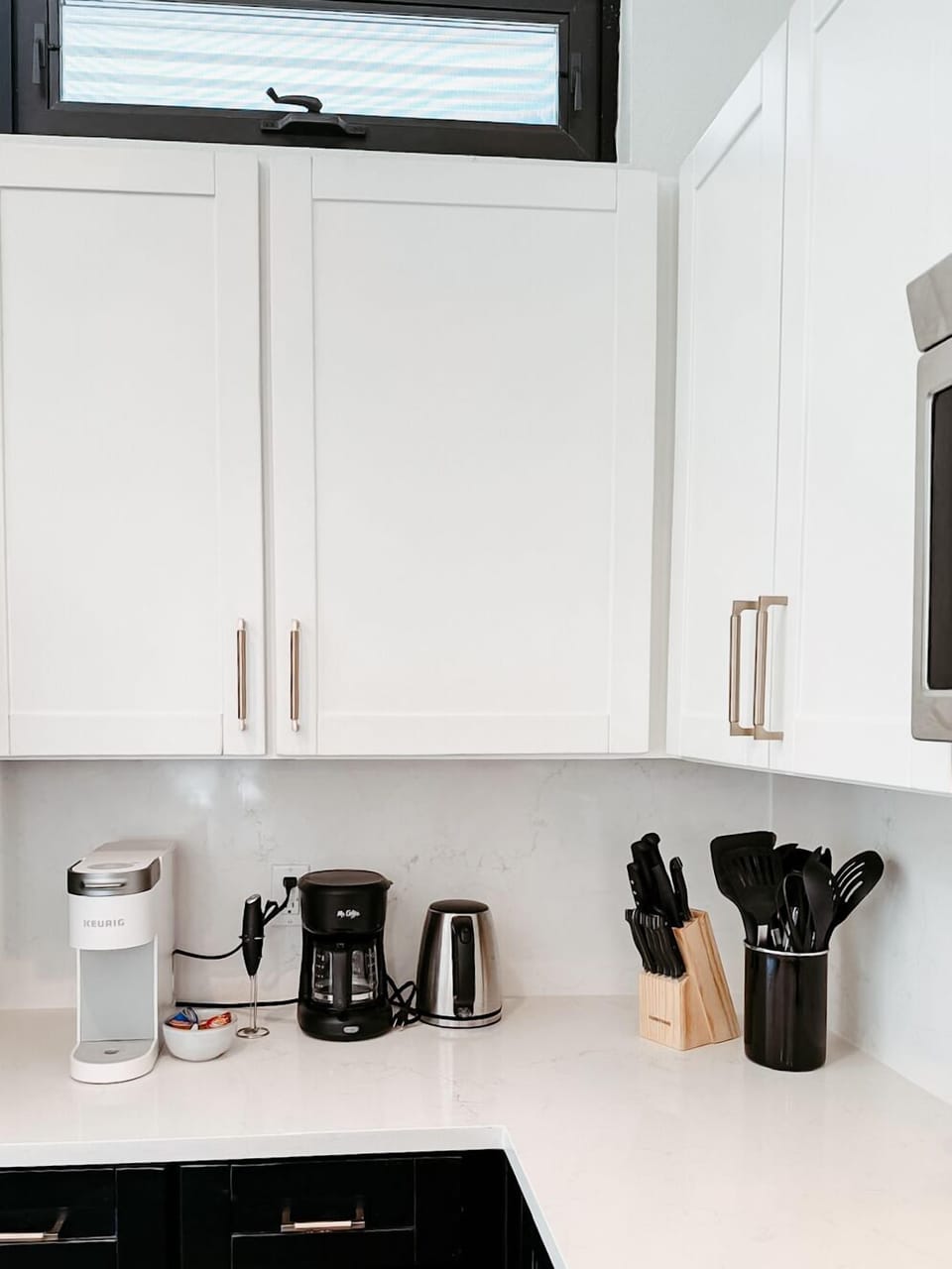House, Private Bathroom (Lamar Treehouse) | Private kitchen