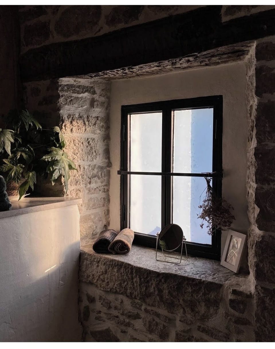 Bathroom on the first floor with bath and toilet