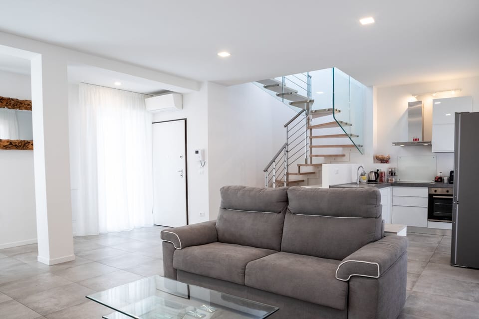 Comfort Condo, City View | Living area | 40-inch flat-screen TV with digital channels
