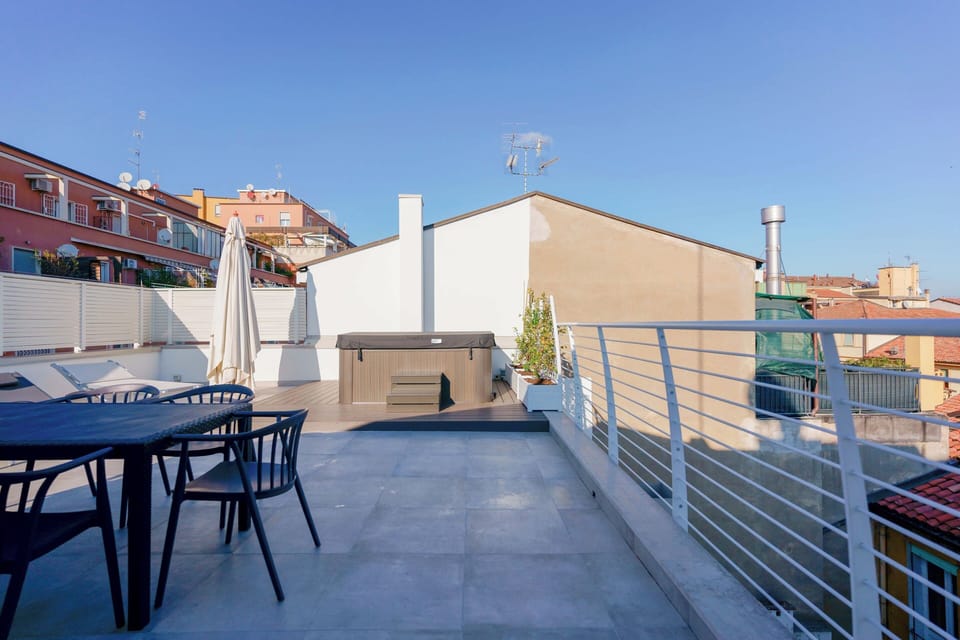Comfort Condo, City View | Terrace/patio