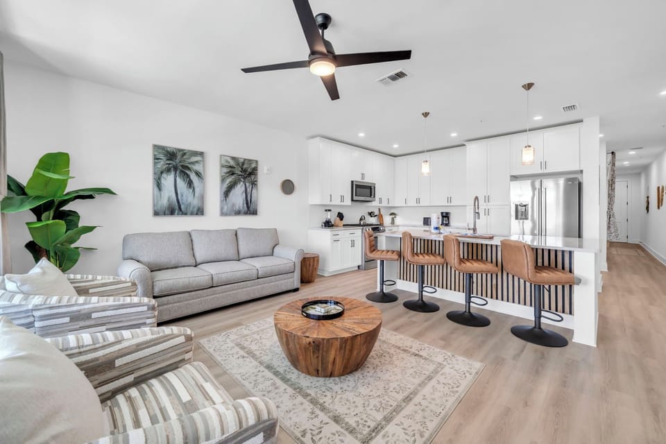 Open Concept Living, Dining, and Kitchen