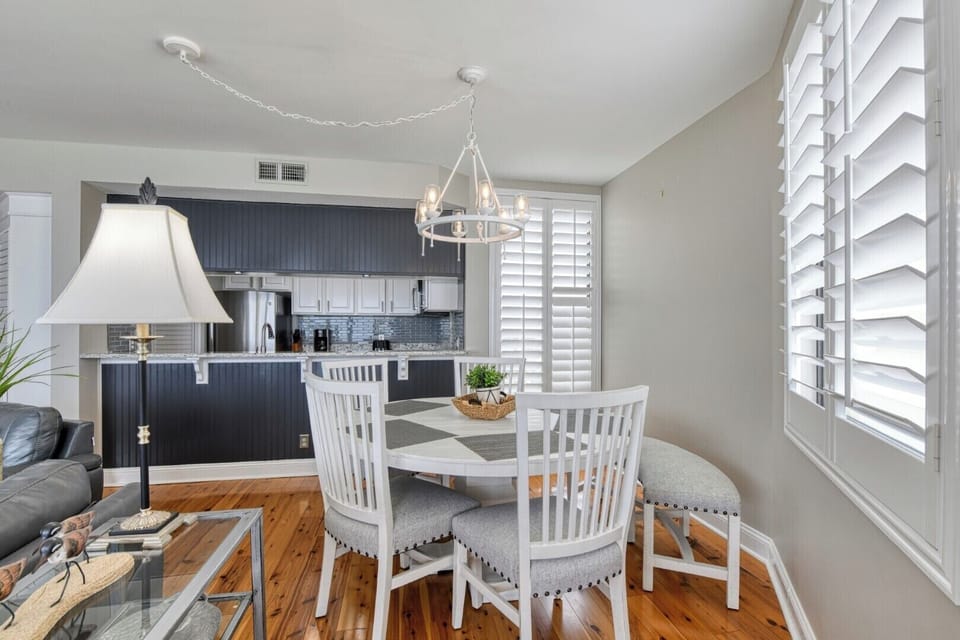 One Ocean Place 1206