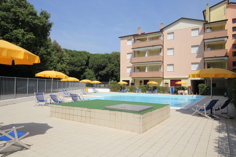 Apartment, 2 Bedrooms | Pool | Outdoor pool