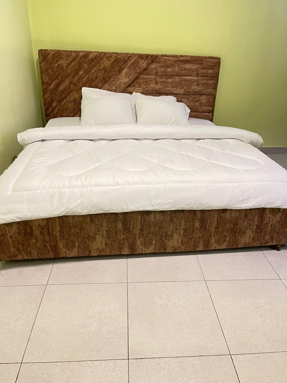 Comfort Single Room, Balcony | Desk, iron/ironing board, WiFi (free)