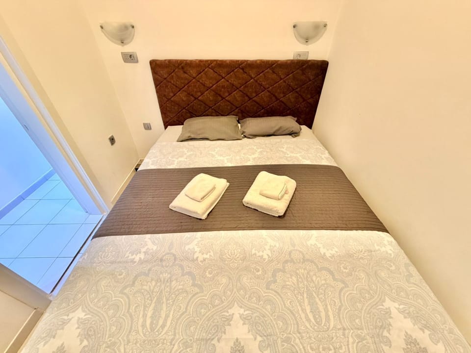 Comfort Apartment, Patio | Free WiFi