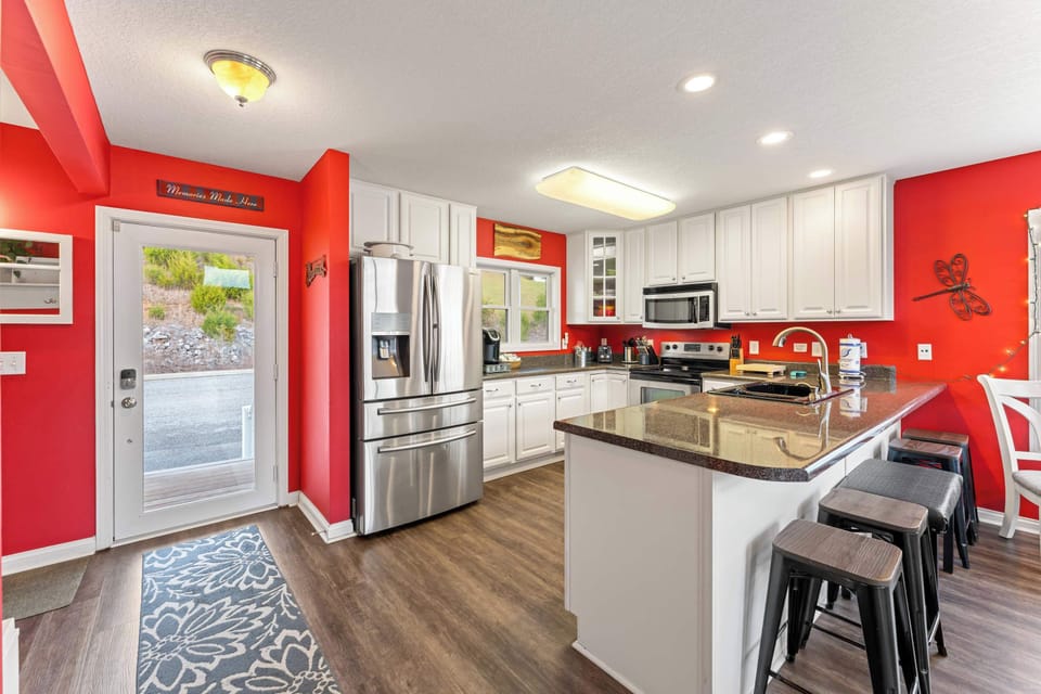 Sleek appliances make this a chef’s delight! Cook up unforgettable memories!