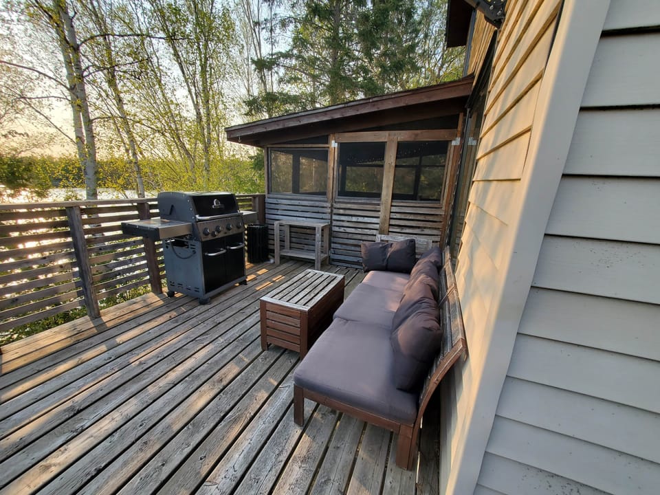 screened in porch